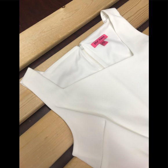 Betsey Johnson Sleeveless Scuba Crepe  ivory,NWT - Picture 5 of 8